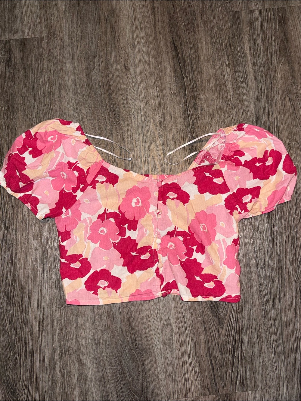 Francesca's Collections Pink & Cream Floral Puff-Sleeve Crop Top